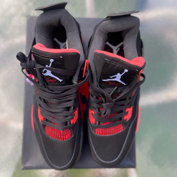 Air Jordan's 4's Retro Red Youth Size 4 - Picture 3 of 5